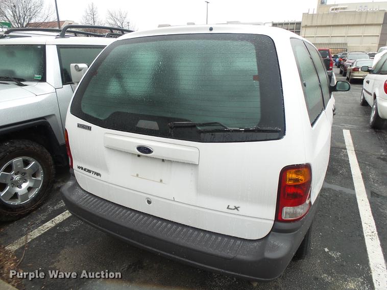 image for item DB7273 2001 Ford Windstar LX van