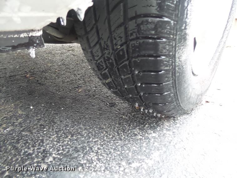 image for item DB7273 2001 Ford Windstar LX van