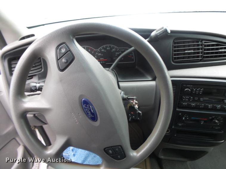 image for item DB7273 2001 Ford Windstar LX van