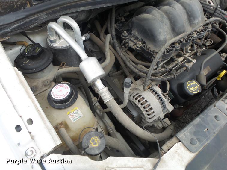 image for item DB7273 2001 Ford Windstar LX van