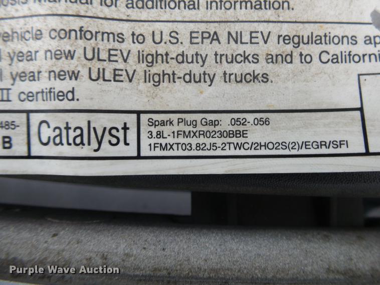 image for item DB7273 2001 Ford Windstar LX van