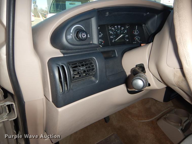 image for item DC0294 1997 Ford Aerostar XLT van