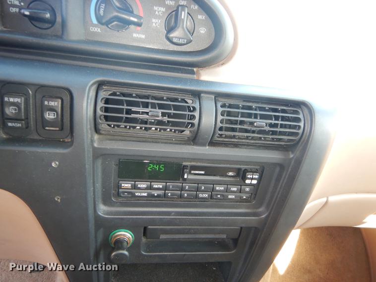 image for item DC0294 1997 Ford Aerostar XLT van