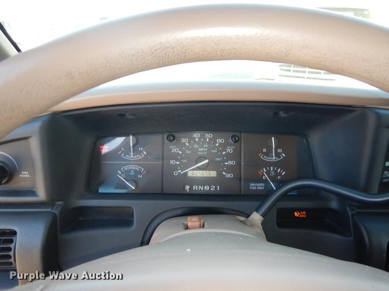 image for item DC0294 1997 Ford Aerostar XLT van