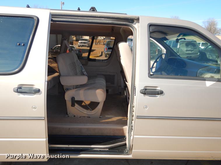 image for item DC0294 1997 Ford Aerostar XLT van