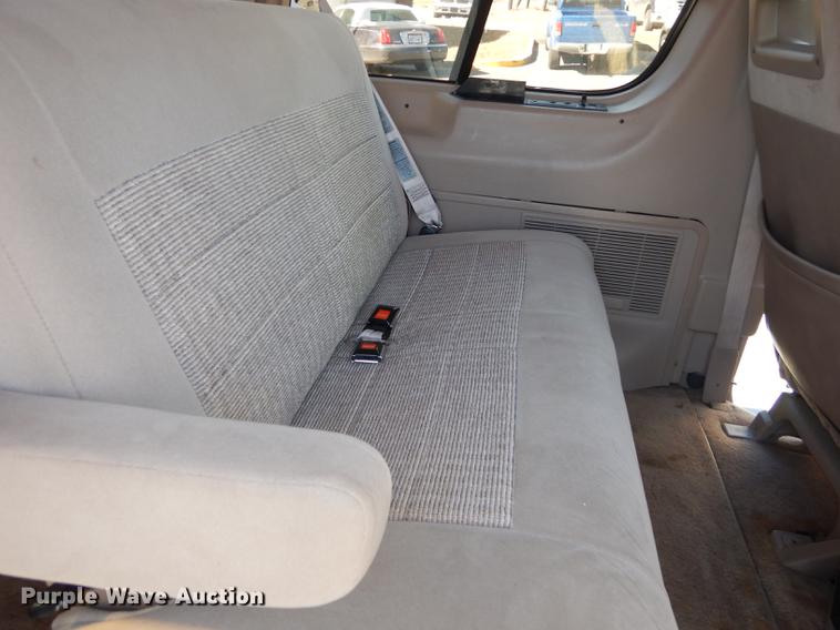 image for item DC0294 1997 Ford Aerostar XLT van