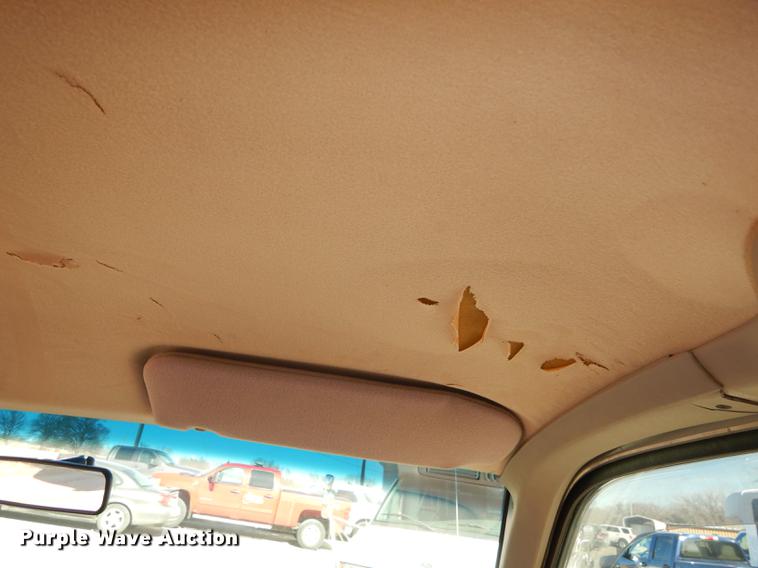 image for item DC0294 1997 Ford Aerostar XLT van