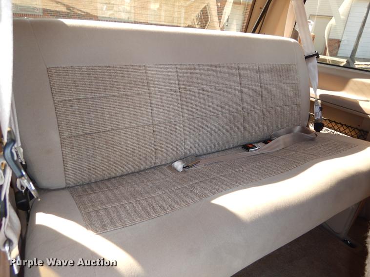 image for item DC0294 1997 Ford Aerostar XLT van