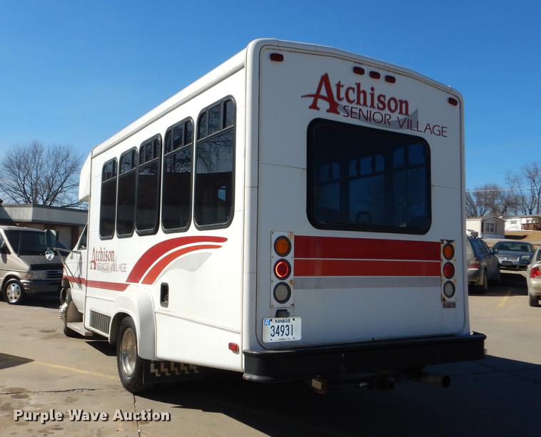 image for item DC0295 2000 Ford Econoline E350 Super Duty Goshen Coach shuttle bus