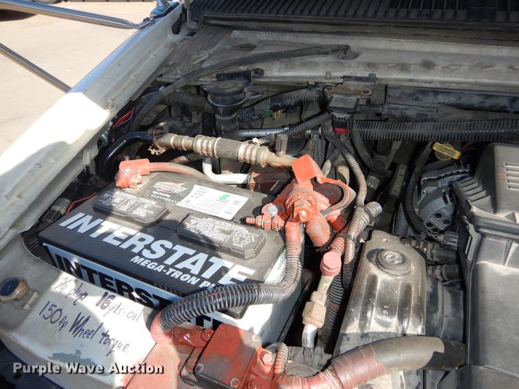 image for item DC0295 2000 Ford Econoline E350 Super Duty Goshen Coach shuttle bus