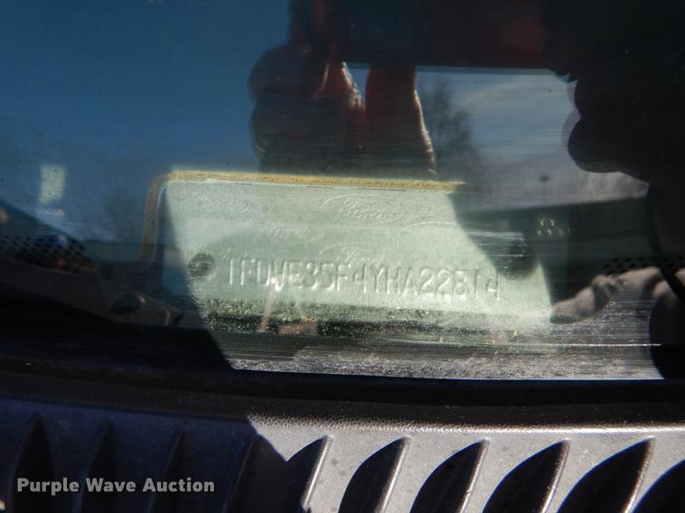 image for item DC0295 2000 Ford Econoline E350 Super Duty Goshen Coach shuttle bus