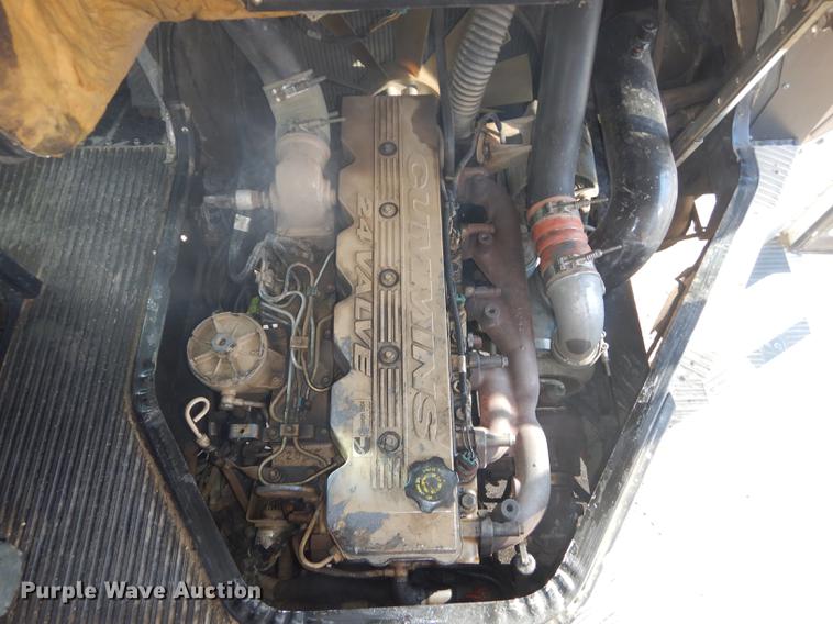 image for item DC0296 2002 Blue Bird TC2000 school bus