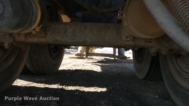 image for item DC0611 1980 Benlee TRA60TC31 roll off trailer