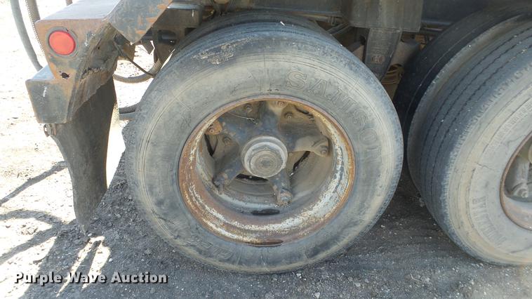 image for item DC0611 1980 Benlee TRA60TC31 roll off trailer