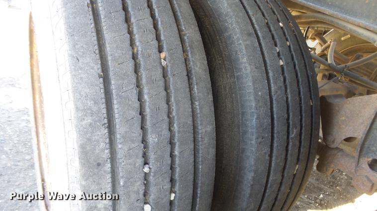 image for item DC0611 1980 Benlee TRA60TC31 roll off trailer