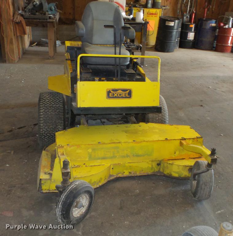image for item DC0613 Hustler Excel 261 ZTR lawn mower