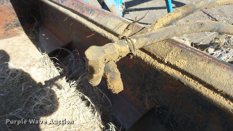 image for item DC0615 Great Bend M110 loader