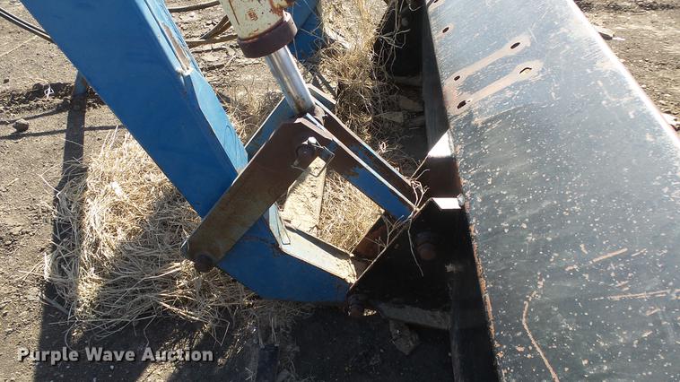 image for item DC0615 Great Bend M110 loader