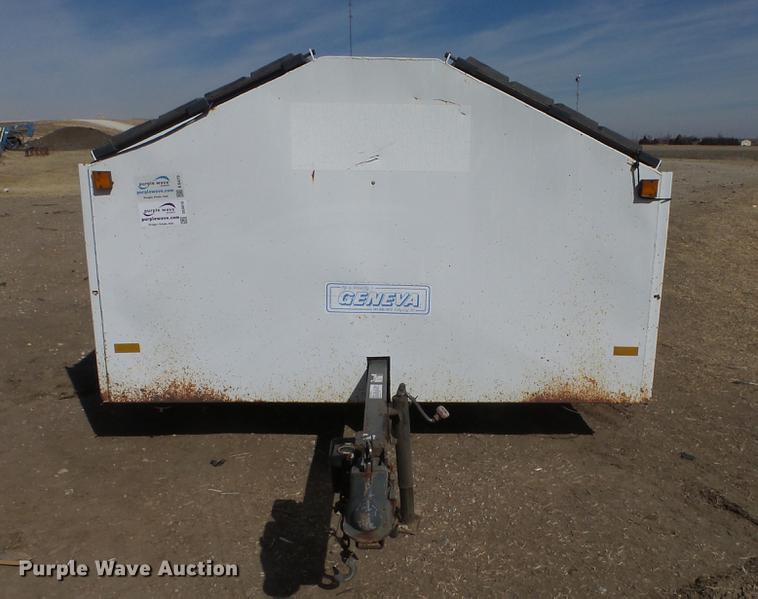 image for item DC0616 2000 Geneva recycle trailer