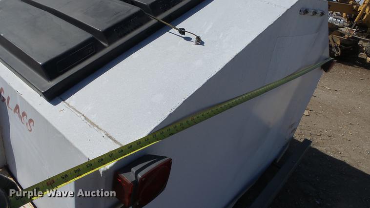 image for item DC0616 2000 Geneva recycle trailer