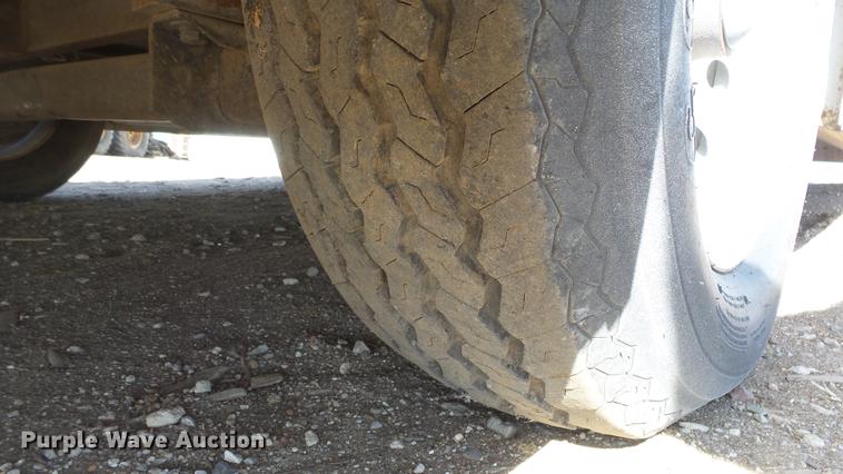 image for item DC0616 2000 Geneva recycle trailer