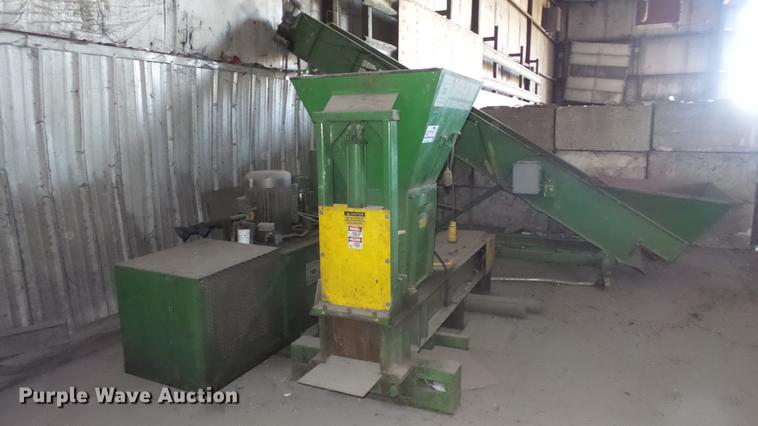 image for item DC0617 Dens-A-Can DAC1200 recycling densifier