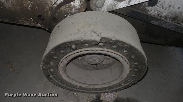 image for item DC0622 Bobcat 873 skid steer