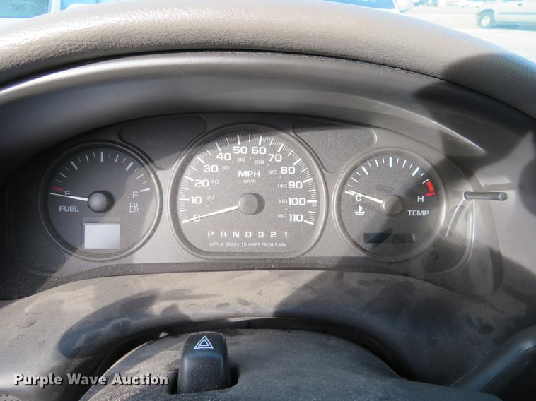 image for item DC0875 2004 Chevrolet Venture LS van