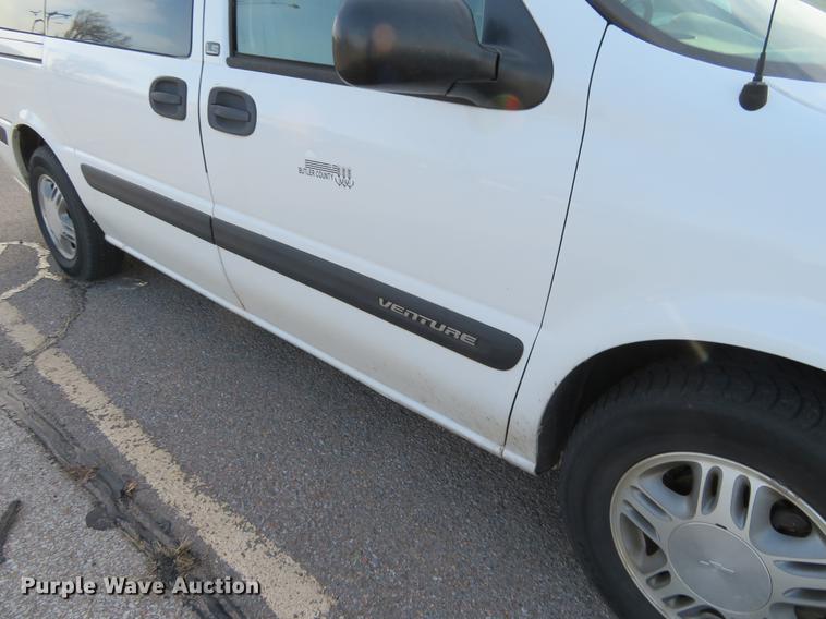 image for item DC0875 2004 Chevrolet Venture LS van