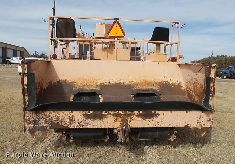 image for item DC5661 1992 Rosco SPR-H chip spreader