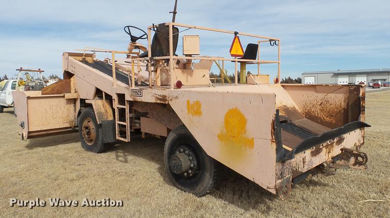 image for item DC5661 1992 Rosco SPR-H chip spreader