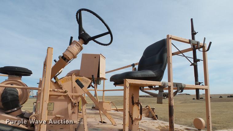 image for item DC5661 1992 Rosco SPR-H chip spreader