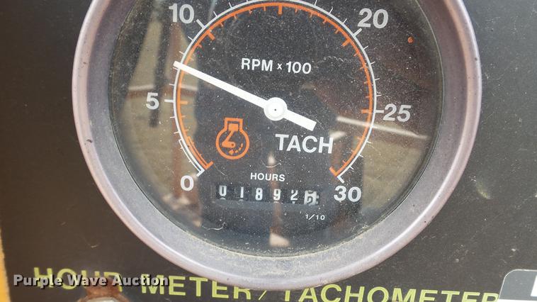 image for item DC5661 1992 Rosco SPR-H chip spreader