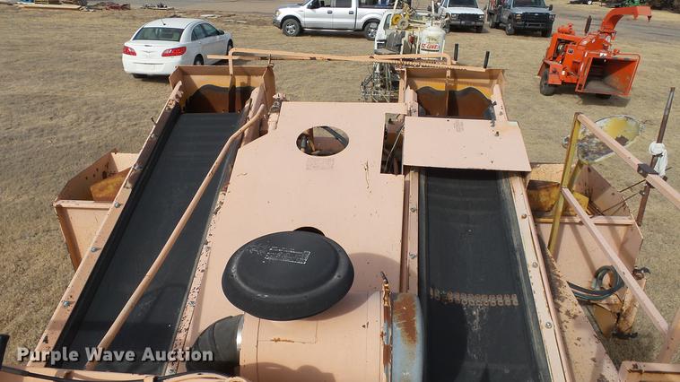 image for item DC5661 1992 Rosco SPR-H chip spreader