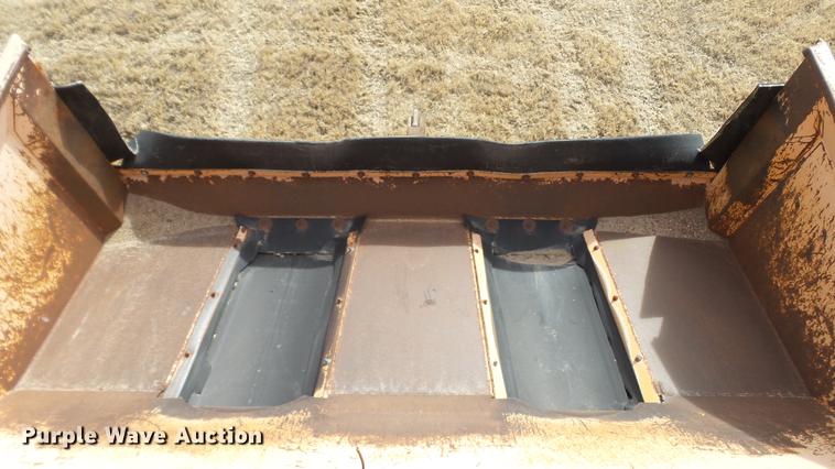 image for item DC5661 1992 Rosco SPR-H chip spreader