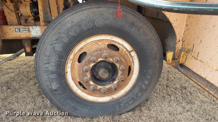 image for item DC5661 1992 Rosco SPR-H chip spreader