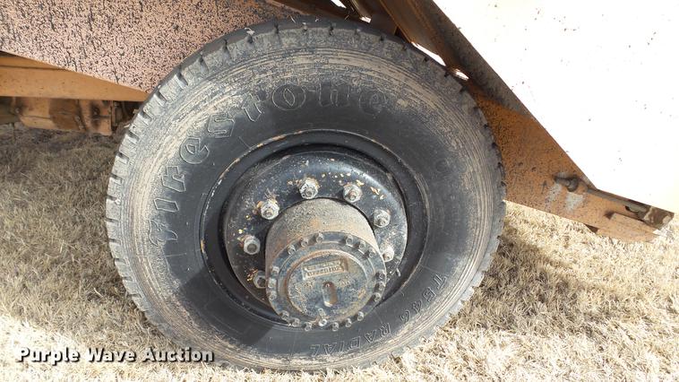 image for item DC5661 1992 Rosco SPR-H chip spreader