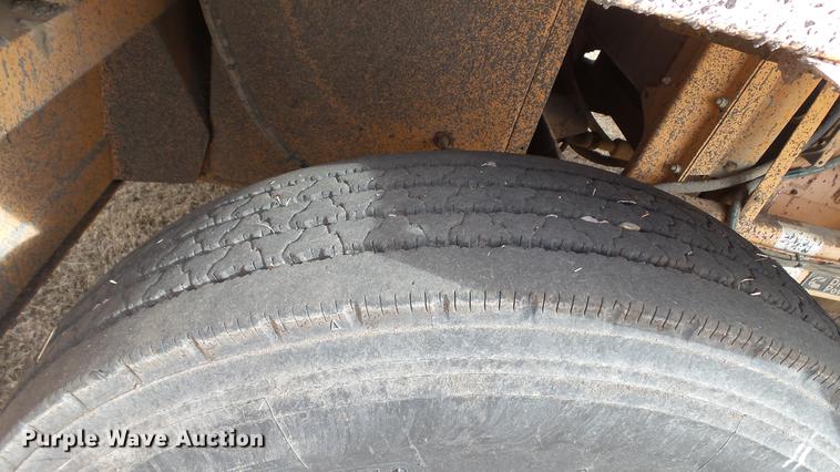 image for item DC5661 1992 Rosco SPR-H chip spreader