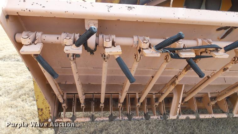 image for item DC5661 1992 Rosco SPR-H chip spreader