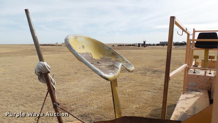 image for item DC5661 1992 Rosco SPR-H chip spreader