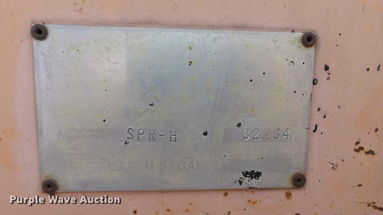 image for item DC5661 1992 Rosco SPR-H chip spreader