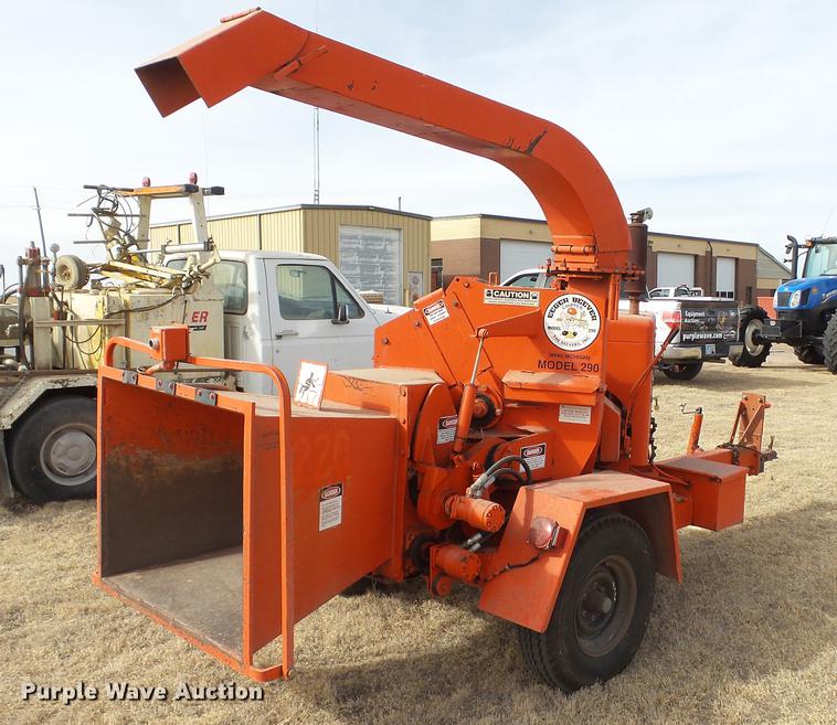 image for item DC5662 1991 Eager Beaver 290 wood chipper