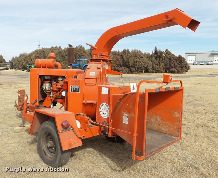 image for item DC5662 1991 Eager Beaver 290 wood chipper