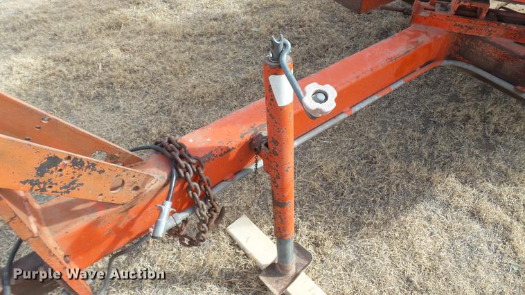 image for item DC5662 1991 Eager Beaver 290 wood chipper