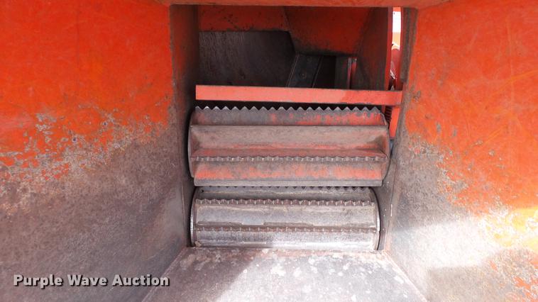 image for item DC5662 1991 Eager Beaver 290 wood chipper