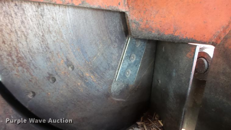 image for item DC5662 1991 Eager Beaver 290 wood chipper