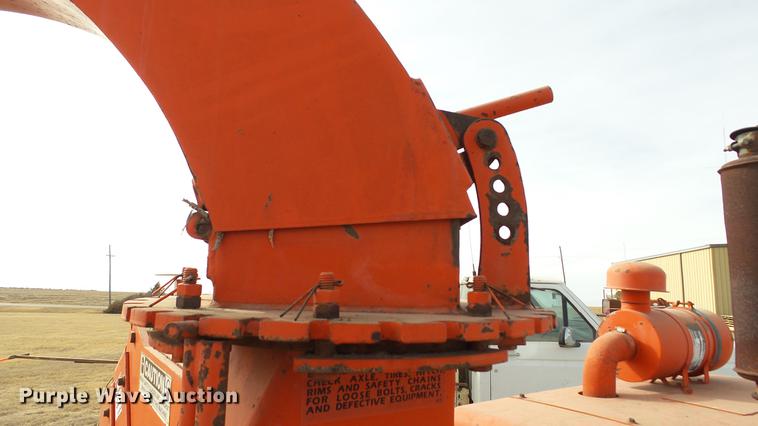 image for item DC5662 1991 Eager Beaver 290 wood chipper