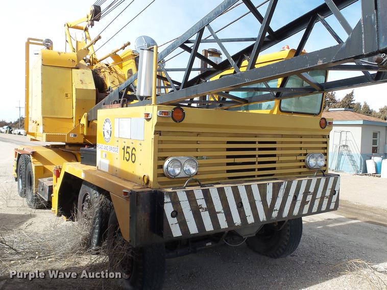 image for item DC5666 1991 Link Belt HC-78B crane