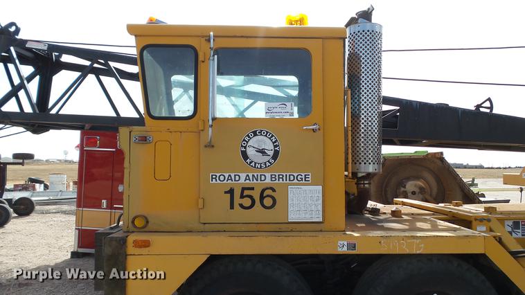 image for item DC5666 1991 Link Belt HC-78B crane