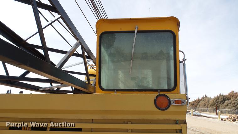 image for item DC5666 1991 Link Belt HC-78B crane